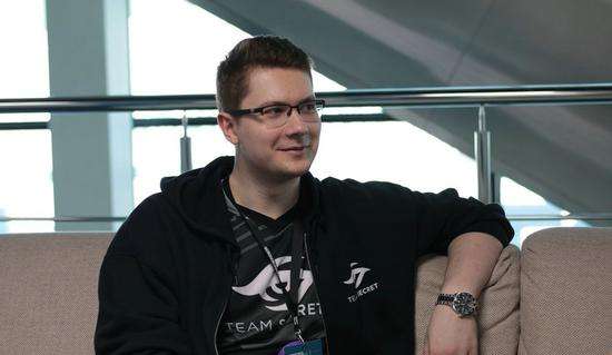 以怀旧为灯 以怀旧为灯